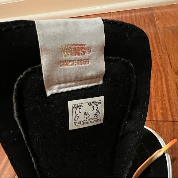 WOMEN’S VAN SNEAKERS - Picture 5 of 7